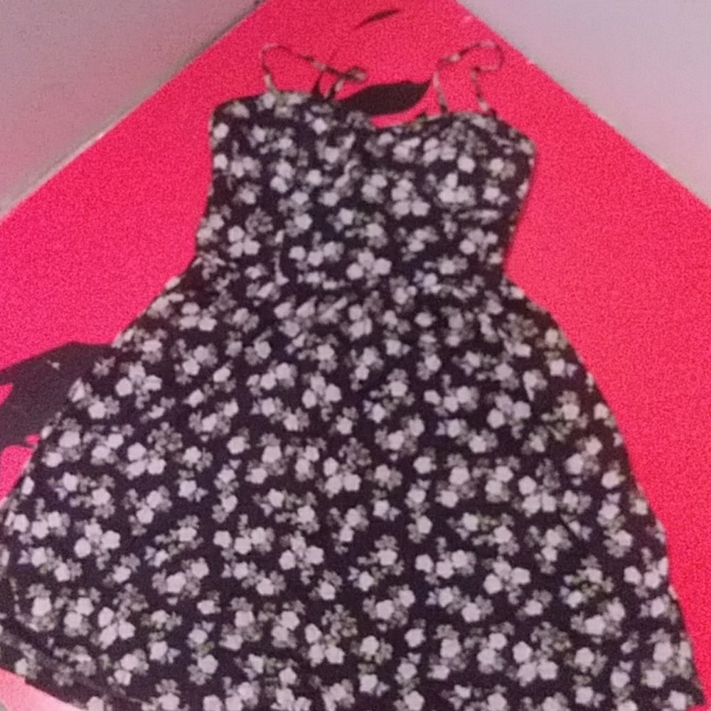 H&M dress US 4